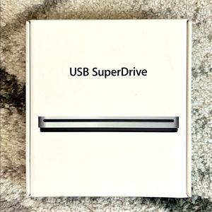Apple USB SuperDrive (A1379) External CD/DVD Drive with Box! MINT Condition